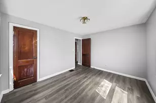 2559 Hamilton Ave, Columbus, OH 43211 - Photo 13