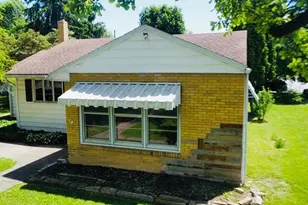 23 State St, Jeffersonville, OH 43128 - Photo 1