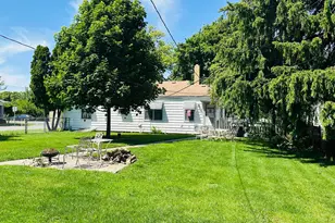 23 State St, Jeffersonville, OH 43128 - Photo 23