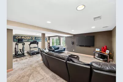 9750 Erin Woods Drive, Dublin, OH 43017 - Photo 33
