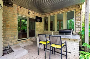9750 Erin Woods Dr, Dublin, OH 43017 - Photo 57