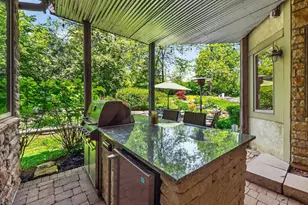 9750 Erin Woods Dr, Dublin, OH 43017 - Photo 49