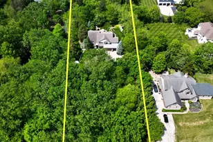 9750 Erin Woods Dr, Dublin, OH 43017 - Photo 69