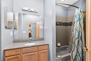 9750 Erin Woods Dr, Dublin, OH 43017 - Photo 41