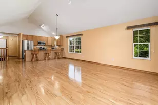 6993 Greensview Village Dr, Canal Winchester, OH 43110 - Photo 17