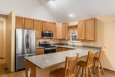 6993 Greensview Village Drive, Canal Winchester, OH 43110 - Photo 7