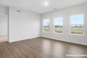544 Darliene Dr, Plain City, OH 43064 - Photo 5