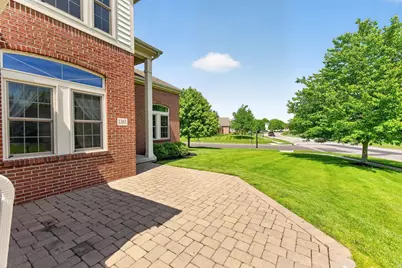 2263 Bold Venture Drive, Lewis Center, OH 43035 - Photo 9