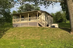 1036 Clinton Rd, Chillicothe, OH 45601 - Photo 1