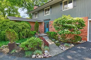 1915 Brandywine Dr, Columbus, OH 43220 - Photo 1