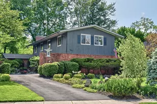 1915 Brandywine Dr, Columbus, OH 43220 - Photo 1