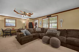 4993 Dimson Dr N, Columbus, OH 43213 - Photo 9