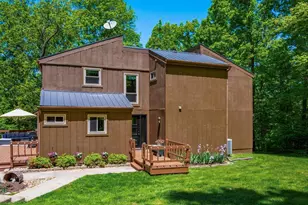 10383 Twin Oaks Dr, Cambridge, OH 43725 - Photo 1