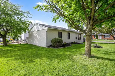 130 Johnson Court, Plain City, OH 43064 - Photo 3