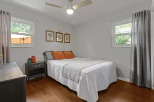 296 E Stanton Ave, Columbus, OH 43214 - Photo 21