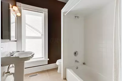 351 W 3rd Avenue, Columbus, OH 43201 - Photo 9
