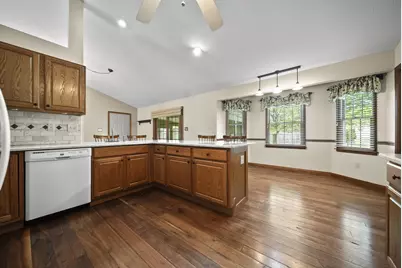 525 Burdick Drive, Washington Court House, OH 43160 - Photo 11