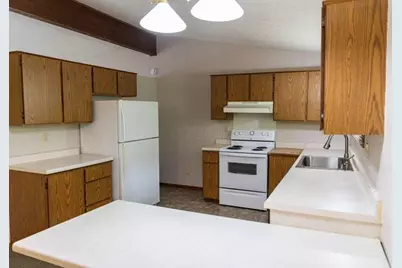 1123 N High Street, Lancaster, OH 43130 - Photo 11