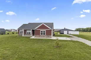26927 Gay-Dreisbach Rd, Circleville, OH 43113 - Photo 9