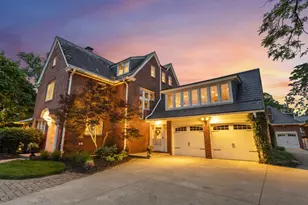 1875 Roxbury Rd, Upper Arlington, OH 43212 - Photo 5