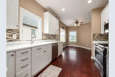995 Bushwood Lane, Columbus, OH 43235 - Photo 9