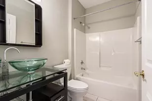 995 Bushwood Ln, Columbus, OH 43235 - Photo 25
