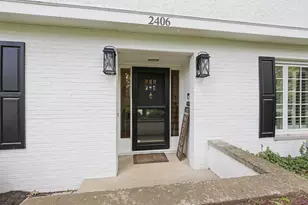 2406 Canterbury Rd, Columbus, OH 43221 - Photo 3