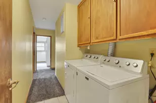 3784 E Deshler Ave, Columbus, OH 43227 - Photo 13