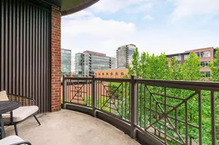 250 Daniel Burnham Square, Columbus, OH 43215 - Photo 29