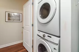250 Daniel Burnham Square, Columbus, OH 43215 - Photo 27
