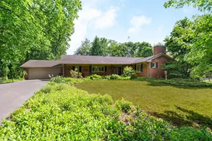 293 Ceramic Dr, Columbus, OH 43214 - Photo 5
