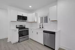 128 N Ogden Ave, Columbus, OH 43204 - Photo 11
