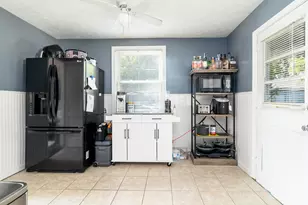 97 S 34th St, Newark, OH 43055 - Photo 13