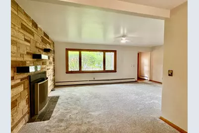 319 Bachtel Street SE, North Canton, OH 44720 - Photo 9