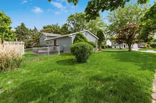 1708 Bucksglen Dr, Galloway, OH 43119 - Photo 3