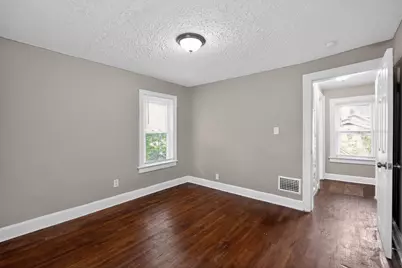 1389 Genessee Avenue, Columbus, OH 43211 - Photo 15