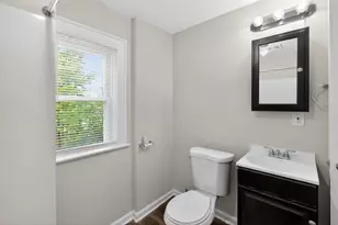 1389 Genessee Ave, Columbus, OH 43211 - Photo 27