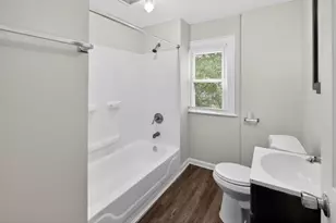 1389 Genessee Ave, Columbus, OH 43211 - Photo 25