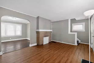 1389 Genessee Ave, Columbus, OH 43211 - Photo 11