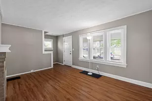 1389 Genessee Ave, Columbus, OH 43211 - Photo 9