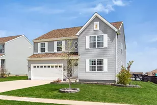 198 Rosewood Loop SW, Commercial Point, OH 43116 - Photo 3