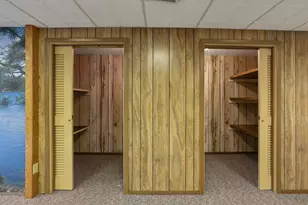 1727 Arlingate Dr N, Columbus, OH 43220 - Photo 39