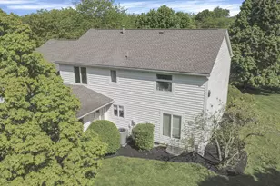 2393 Cove Point Ct, Powell, OH 43065 - Photo 7