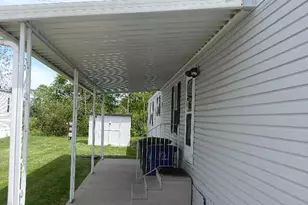 1934 Bluffstone Ct, Grove City, OH 43123 - Photo 5