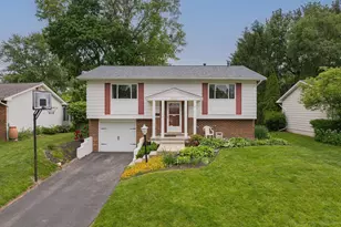 6473 Red Coach Ln, Reynoldsburg, OH 43068 - Photo 1