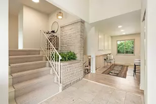2740 Sonata Dr, Columbus, OH 43209 - Photo 15