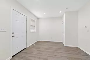 373 Wrexham Ave, Columbus, OH 43223 - Photo 9