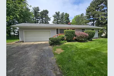106 Sharon Heights Road SW, Pataskala, OH 43062 - Photo 1
