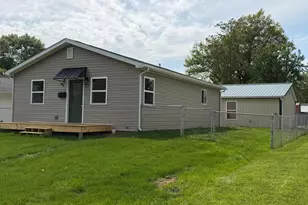 95 Riley Ave, London, OH 43140 - Photo 1