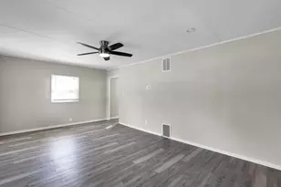 442 S Hampton Rd, Columbus, OH 43213 - Photo 9